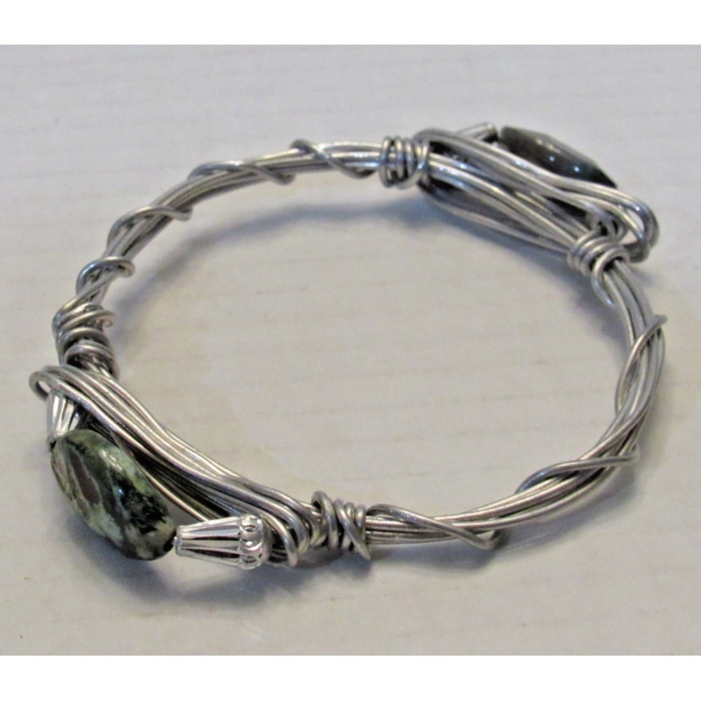 Artisan Wire Wrapped Bangle Bracelet Silver Tone Natural Stone Green‎ Dark Grey